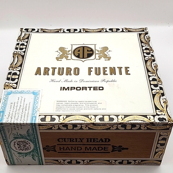 Arturo Fuente Curly Head Square Wooden Cigar Box - Picture 1 of 9